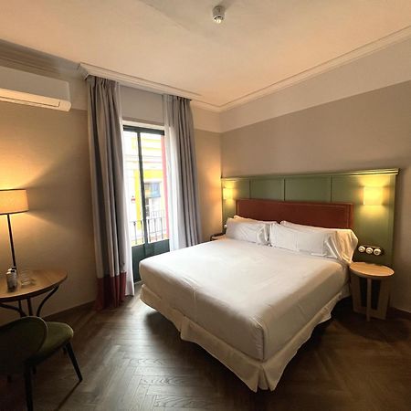 The Honest Hotel & Apartments 塞维利亚 外观 照片